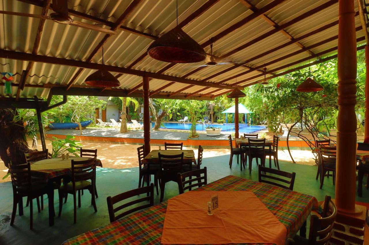 Hotel Susantha Garden Бентота Экстерьер фото