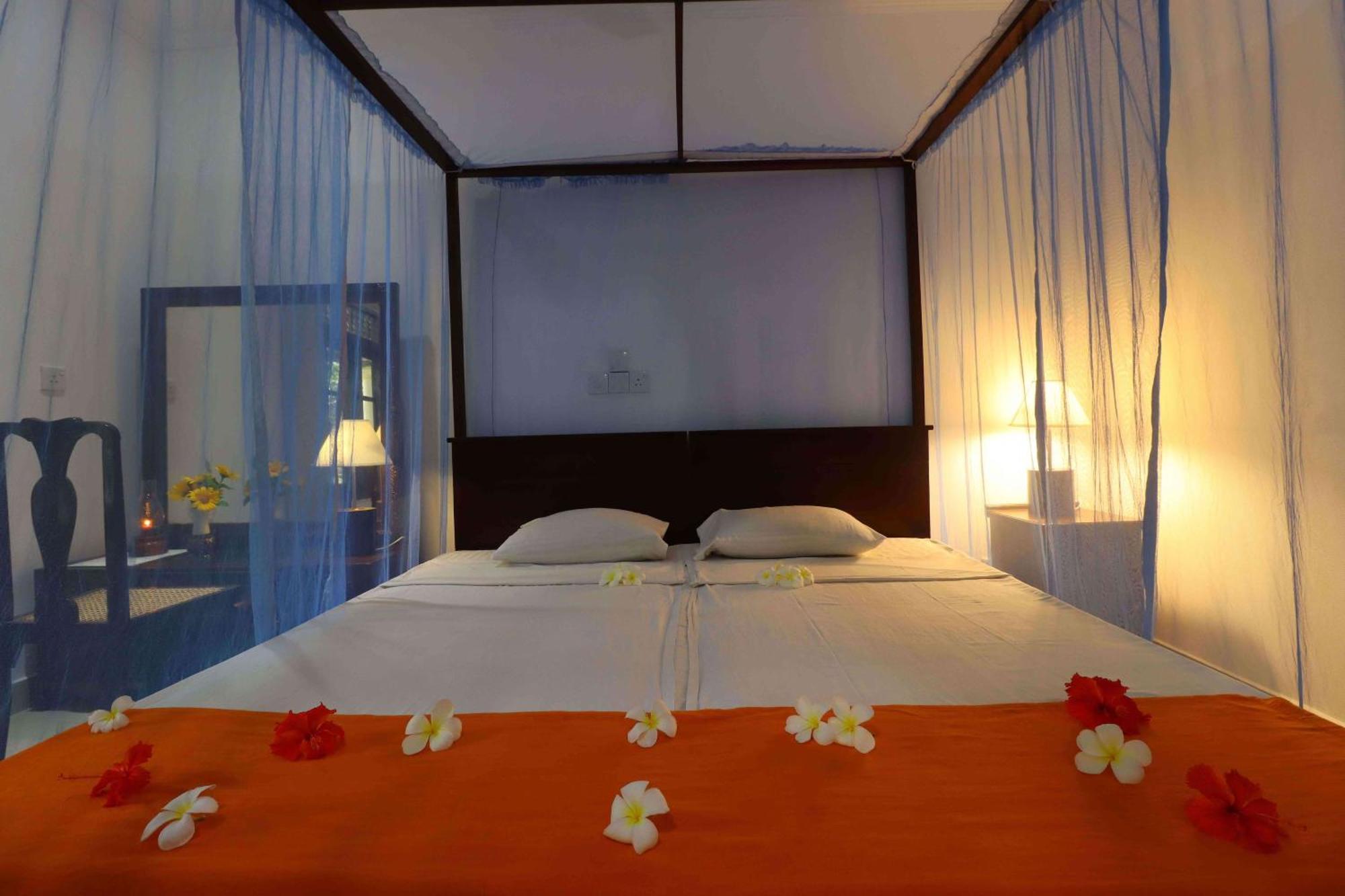 Hotel Susantha Garden Бентота Экстерьер фото