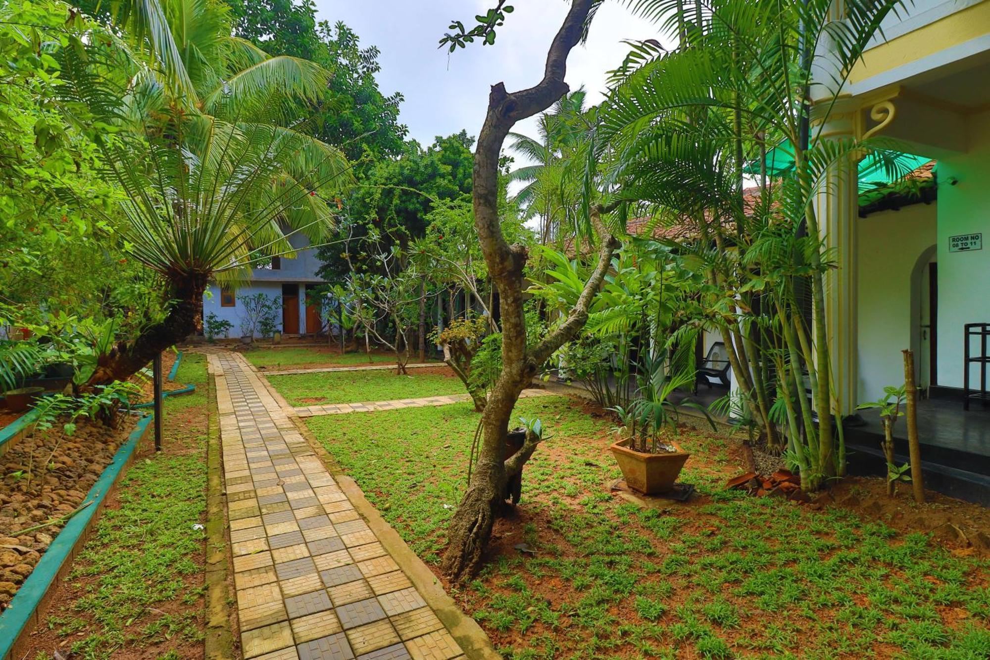 Hotel Susantha Garden Бентота Экстерьер фото